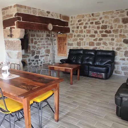 Holiday home Attractive Maison In With Garden *